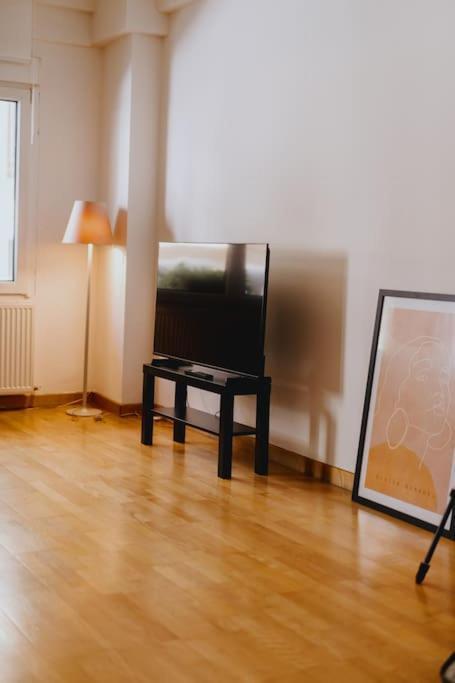 Cosy & Spacious Central Apartment Комотини Екстериор снимка