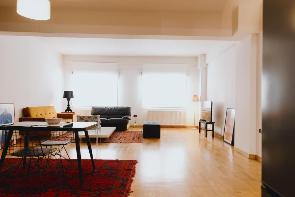 Cosy & Spacious Central Apartment Комотини Екстериор снимка